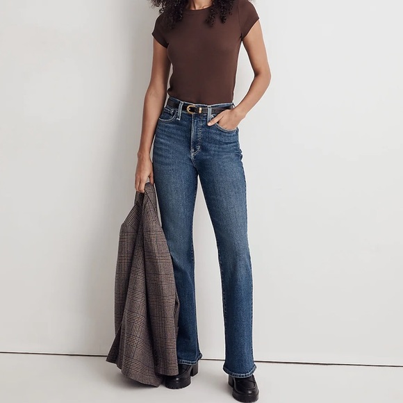 Madewell The Perfect Vintage Flare Jean in Hallstrom Wash - Picture 1 of 15
